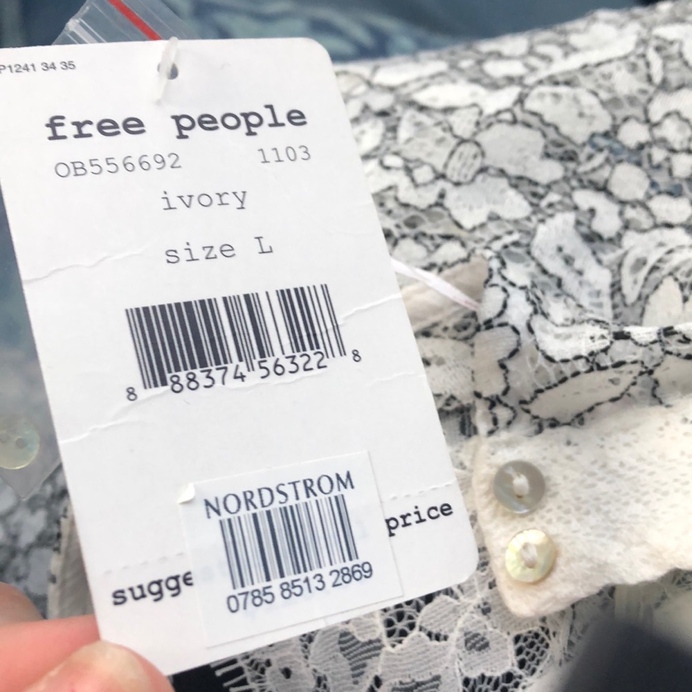 NWT Free people black & white lace deep v dress🌟 - Picture 5 of 6